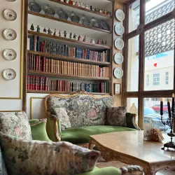 Local Cafes and Eateries - Um Al Hassam