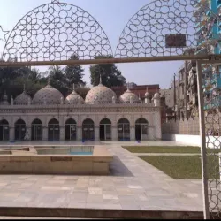Star Mosque (Tara Masjid) - Dhaka