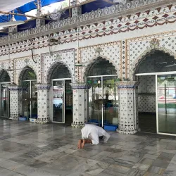 Star Mosque (Tara Masjid) - Dhaka