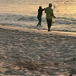 Paynes Bay Beach - Holetown
