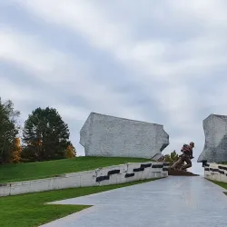 Memorial to World War II Soldiers - Dubrovna