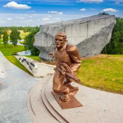 Memorial to World War II Soldiers - Dubrovna