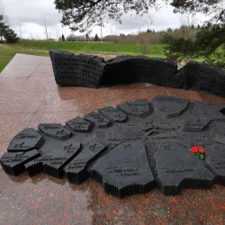 Memorial to World War II Soldiers - Dubrovna