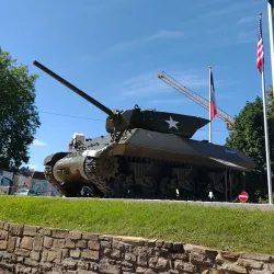 Arlon War Memorial - Arlon