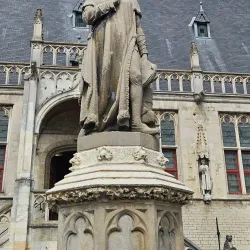 Damme Town Hall (Stadhuis) - Damme