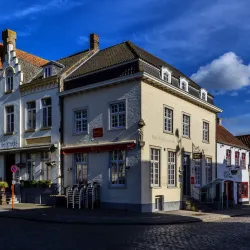 Damme Town Hall (Stadhuis) - Damme