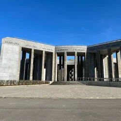 Hannut War Memorial - Hannut