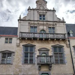 Palace of Margaret of Austria (Paleis van Margaretha van Oostenrijk) - Mechelen
