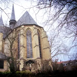 Sint-Pieters-Leeuw Church (Sint-Pieterskerk) - Sint-Pieters-Leeuw