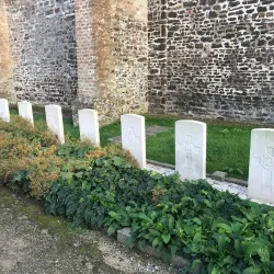 Veurne War Memorial - Veurne