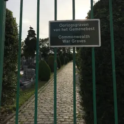 Veurne War Memorial - Veurne