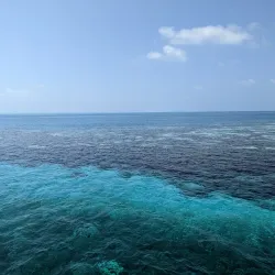 The Great Blue Hole - Ambergris Caye