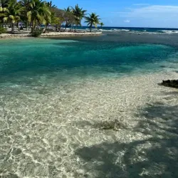 The Great Blue Hole - Ambergris Caye