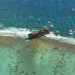 The Great Blue Hole - Ambergris Caye