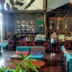 Local Art Galleries and Craft Shops - Benque Viejo