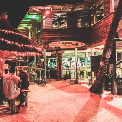 Lazy Lizard Bar - Caye Caulker