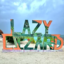 Lazy Lizard Bar - Caye Caulker