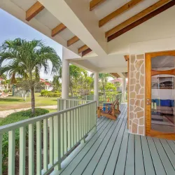 Belize Barrier Reef - Hopkins