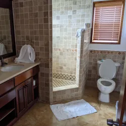 Belize Barrier Reef - Hopkins