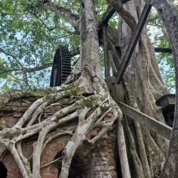 Mayan Ruins of Lamanai - San Pedro