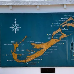 Gibb's Hill Lighthouse - Warwick