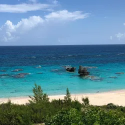 Horseshoe Bay Beach - Warwick