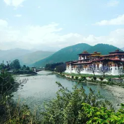Wangdue Phodrang Dzong (near Punakha) - Punakha