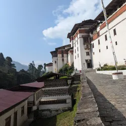 Yutong La Pass - Trongsa