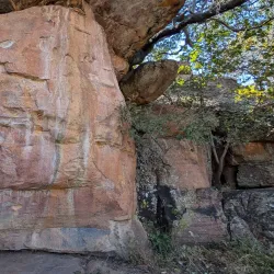 Ancient Rock Paintings - Bobonong