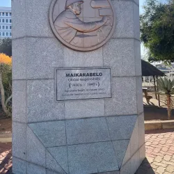 Three Chiefs' Statues - Kopong