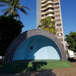 Praça Governador Benedito Valadares - Alfenas