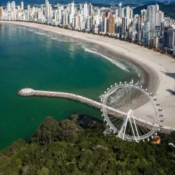 Praia Central (Central Beach) - Balneario Camboriu