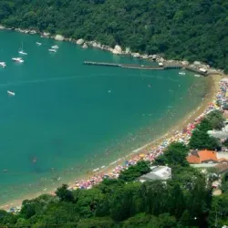Praia de Laranjeiras - Balneario Camboriu