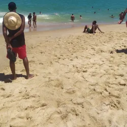 Praia do Farol de São Thomé - Campos dos Goytacazes