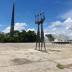 Praça dos Três Poderes - Fernandópolis
