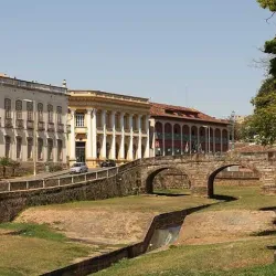 Ponte da Cadeia (Chain Bridge) - Mariana