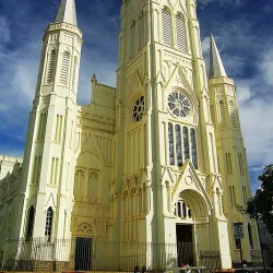 Catedral Metropolitana de Montes Claros - Montes Claros