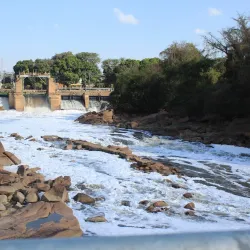 Salto Waterfall (Cachoeira do Salto) - Salto