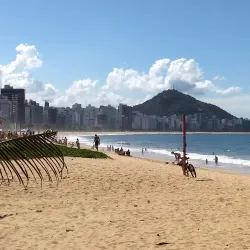 Praia de Itapoã Lighthouse - Vila Velha