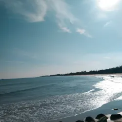 Tanjong Batu Beach - Muara