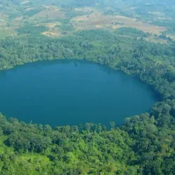 Yeak Laom Lake - Banlung