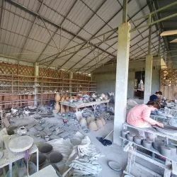 Kampong Chhnang Silk Weaving Villages - Kampong Chhnang