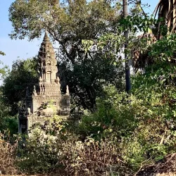 Wat Kampong Tralach Leu - Kampong Chhnang