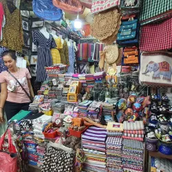 Russian Market (Phsar Toul Tom Poung) - Phnom Penh