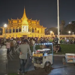 Sisowath Quay - Phnom Penh