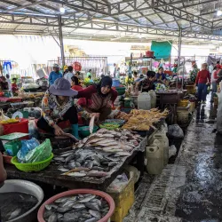 Ochheuteal Market - Sihanoukville