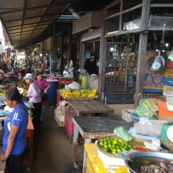 Ochheuteal Market - Sihanoukville