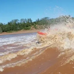 Bay of Fundy Tidal Bore - Annapolis Valley