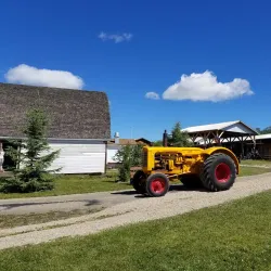 Peace Country Visitor Centre - Beaverlodge