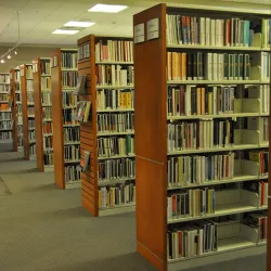 Brossard Library (Bibliothèque de Brossard) - Brossard